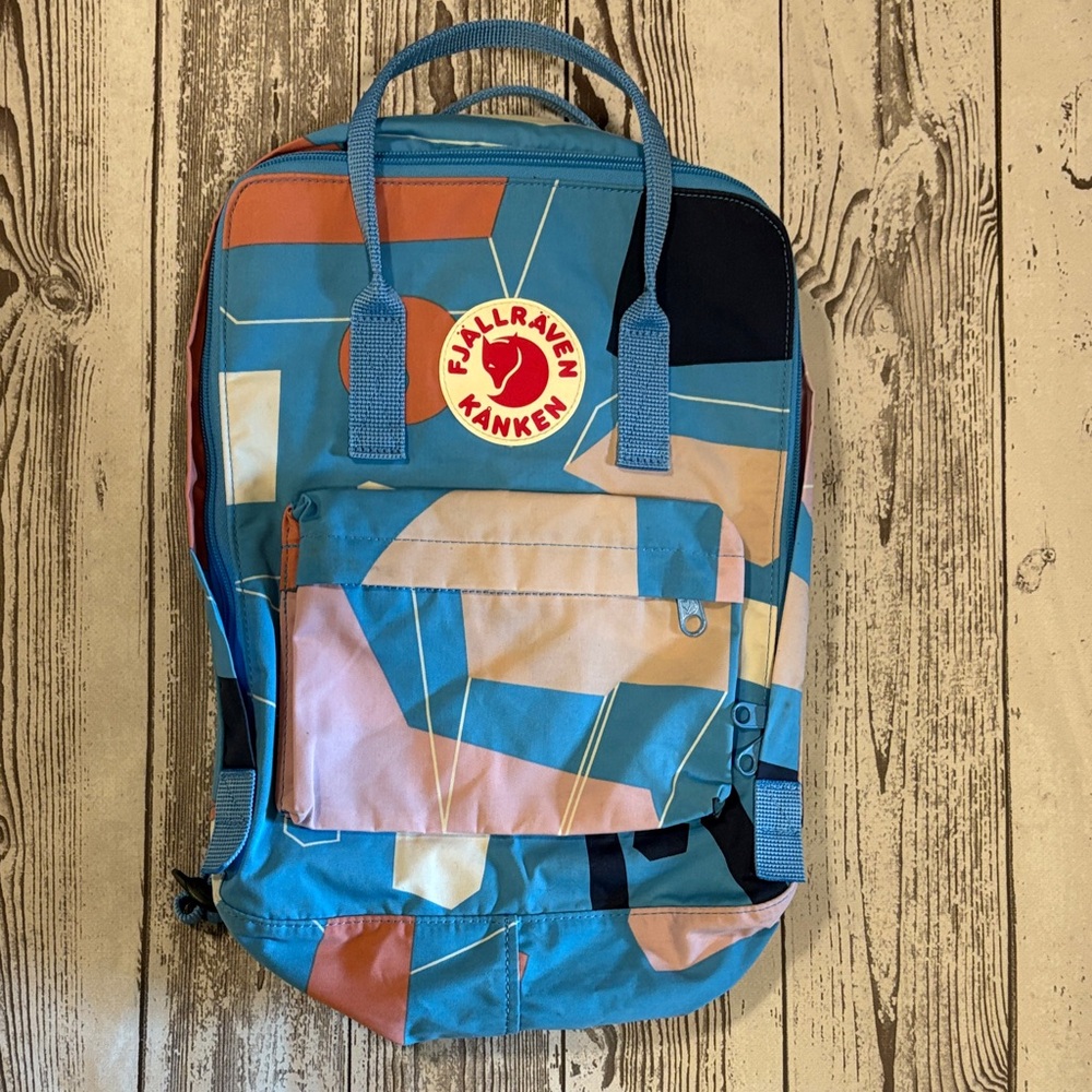 Fjallraven Kånken Geometric Backpack - Blue and Pink